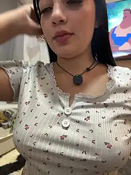 -Lorelain- online show from 06-11-26, 03:58