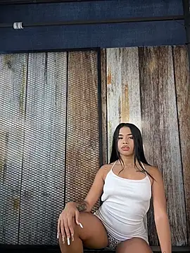EmmaExoticaXXX online show from 06-04-26, 09:08