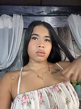 EmmaExoticaXXX online show from 05-06-26, 09:19