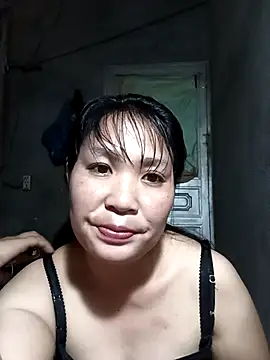Snapshot of Beola-mi chatting on 04-24-26, 02:02 Beola-mi online show from 04-24-26, 02:02