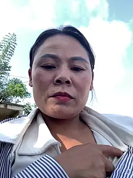 Helen-baby online show from 05-05-26, 01:19