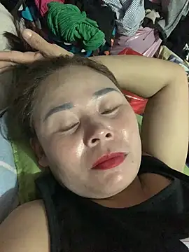 Helen-baby online show from 05-20-26, 11:51