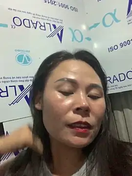 Helen-baby online show from 04-27-26, 05:00
