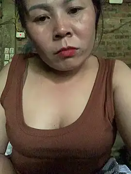 Helen-baby online show from 05-13-26, 03:02