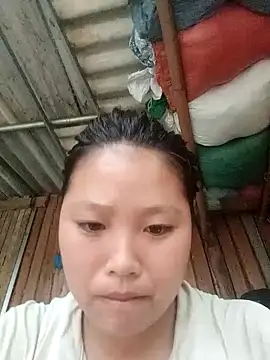 Snapshot of Baby-xinh chatting on 05-18-26, 06:51 Baby-xinh online show from 05-18-26, 06:51