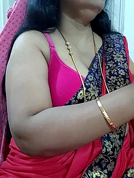 Snapshot of Nayana_456 chatting on 06-11-26, 02:53 Nayana 456 online show from 06-11-26, 02:53