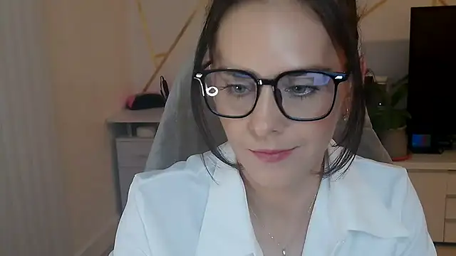 khalessi13 online show from 05-07-26, 09:07