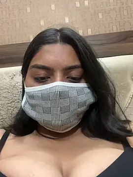 Riyacum4u online show from 04-24-26, 08:27