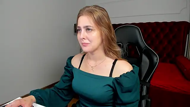 EllaBells online show from 07-10-26, 05:07