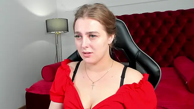 EllaBells online show from 06-19-26, 05:13