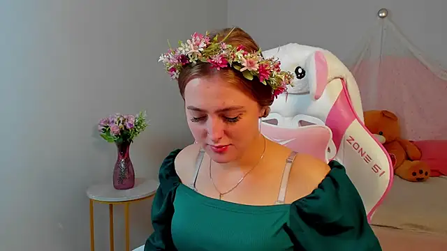 EllaBells online show from 08-02-26, 05:06