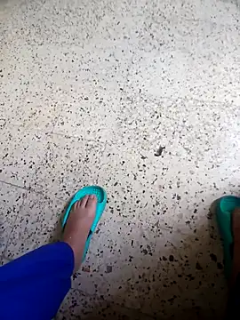 JoniJ13867 online show from 04-25-26, 11:35