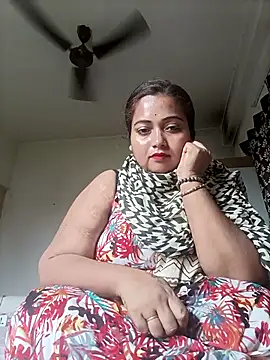 LUNA QUEEN95 online show from 04-24-26, 10:17