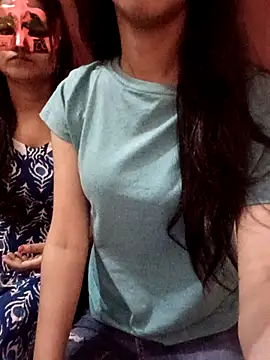 Coolbutterfly online show from 04-24-26, 05:42