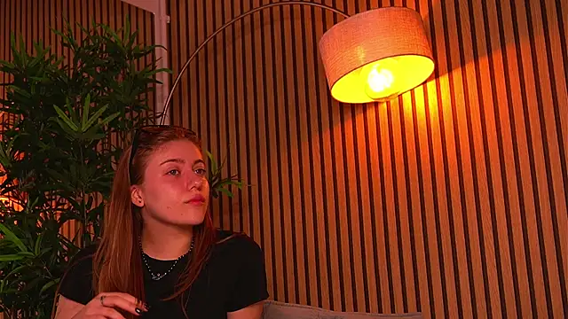 KhloeDaviss online show from 05-26-26, 05:05