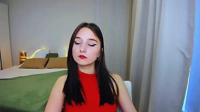 JulietteMonli online show from 06-12-26, 12:03