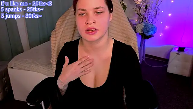 Evelyn Adams online show from 04-29-26, 01:04