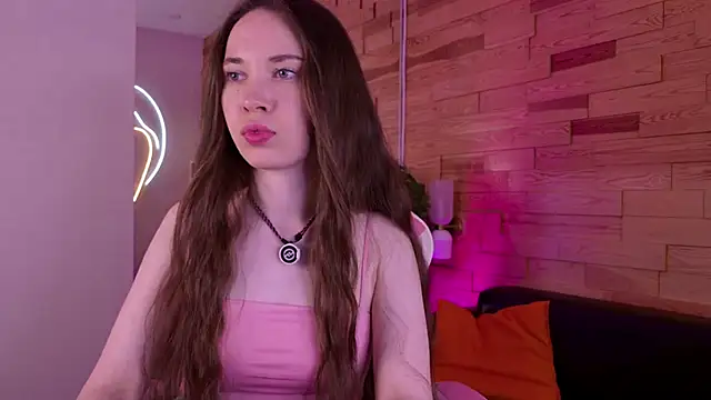 LilaMccoy online show from 06-20-26, 04:17