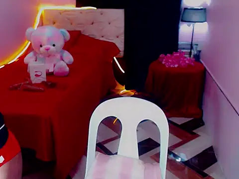 URsexyLylia online show from 05-08-26, 04:44