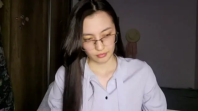AshleyTropiano online show from 05-27-26, 03:41