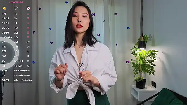 RamonaSpika online show from 05-08-26, 01:09