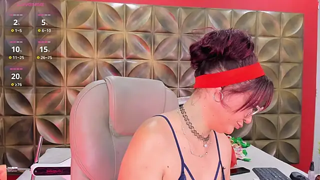 Gaia rougee online show from 05-11-26, 02:56