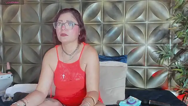 Snapshot of Gaia_rougee chatting on 08-02-26, 04:15 Gaia rougee online show from 08-02-26, 04:15