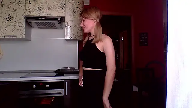 Softy Aura  online show from 06-25-26, 10:20