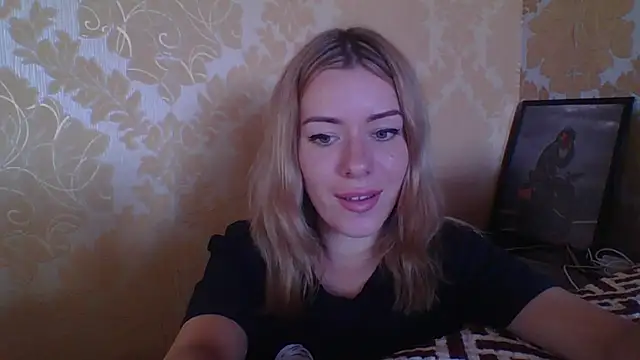 Softy Aura  online show from 06-26-26, 10:43