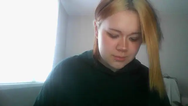 Amanda Mia  online show from 06-05-26, 05:23