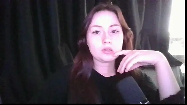 Tendre Amelia online show from 05-12-26, 01:39