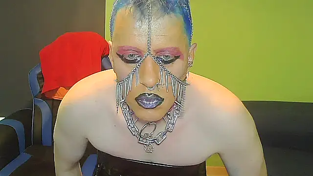 sexyass72 online show from 06-06-26, 10:31