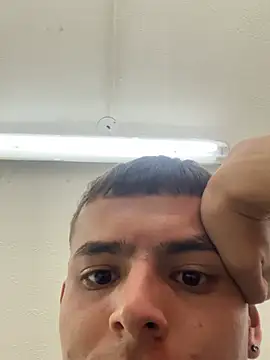 fresdyhot online show from 05-19-26, 04:47