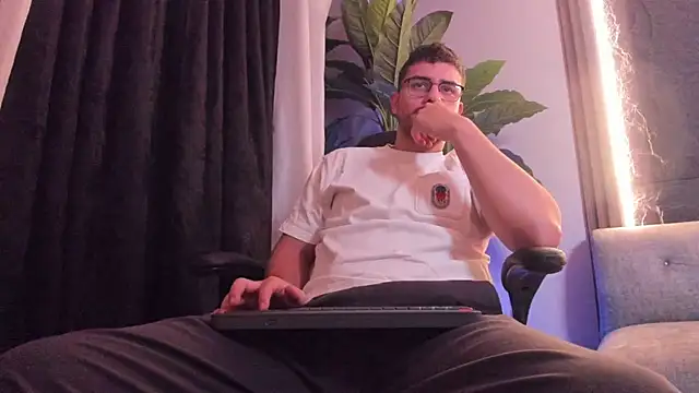 chris gold  online show from 04-23-26, 08:10