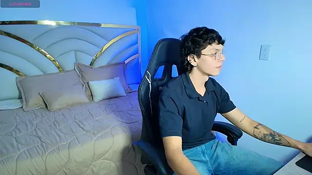 Milo Storm online show from 04-24-26, 12:40