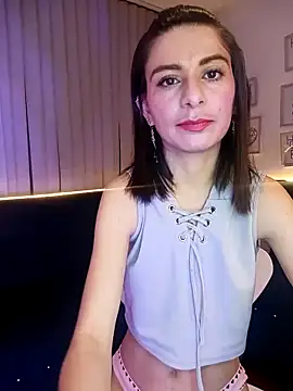 Snapshot of mariana__thompson chatting on 05-10-26, 02:37 mariana thompson online show from 05-10-26, 02:37