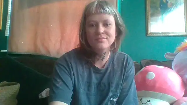 RosieSwitchBitch online show from 05-08-26, 01:26