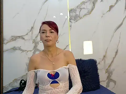 Snapshot of KarlaSmith__ chatting on 05-25-26, 01:43 KarlaSmith online show from 05-25-26, 01:43