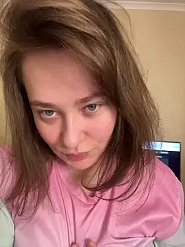 BettyRussian online show from 05-12-26, 01:50