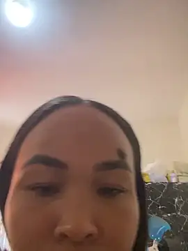 Yasiris online show from 06-02-26, 01:55