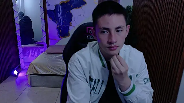 Andres Tay online show from 05-20-26, 02:41