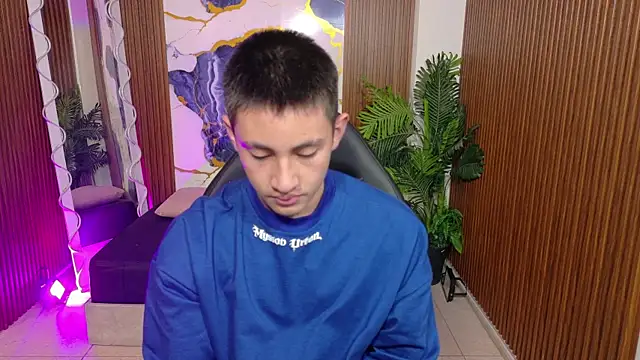 Andres Tay online show from 05-26-26, 02:42