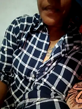 Tamil Hot HoneyBee online show from 07-23-26, 03:04