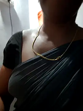 Tamil Hot HoneyBee online show from 07-20-26, 11:45