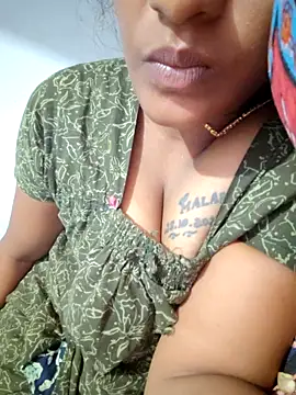 Tamil Hot HoneyBee online show from 06-28-26, 03:35