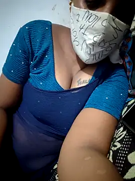 Snapshot of Tamil_Hot_HoneyBee chatting on 05-28-26, 08:33 Tamil Hot HoneyBee online show from 05-28-26, 08:33