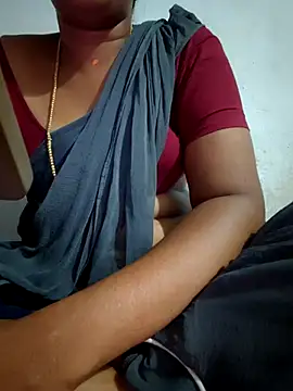 Tamil Hot HoneyBee online show from 07-31-26, 05:32