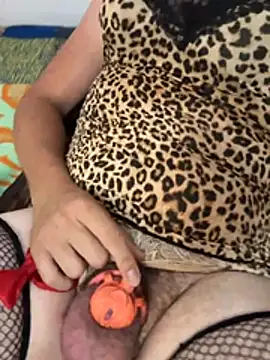 Cruellacrossdress online show from 06-25-26, 06:35