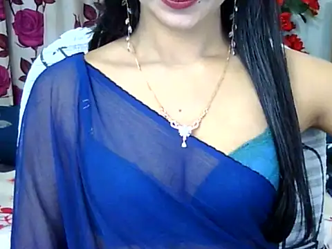 Snapshot of Alina_Nur chatting on 05-14-26, 02:36 Alina Nur online show from 05-14-26, 02:36