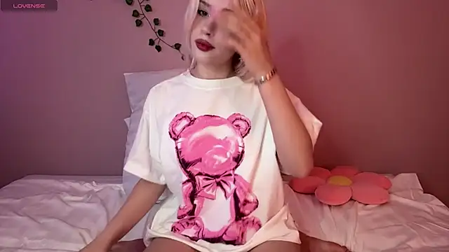 milimoon online show from 06-06-26, 01:05